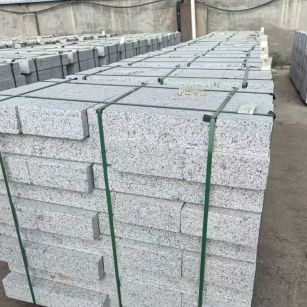 扬州 白麻花岗岩路沿石，弧形路沿石，道牙石，马路牙子，界石，路缘石，平沿石，直岩石，平缘石等