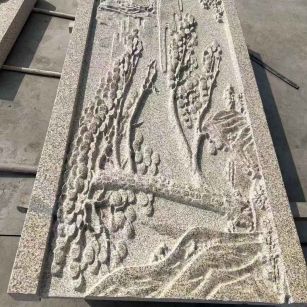 扬州 黄金麻雕刻板浮雕迎客松