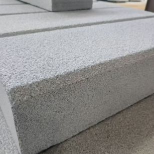 扬州 芝麻灰荔枝面路沿石