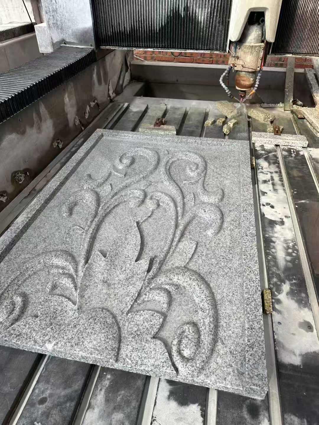 扬州 白麻别墅干挂雕花板