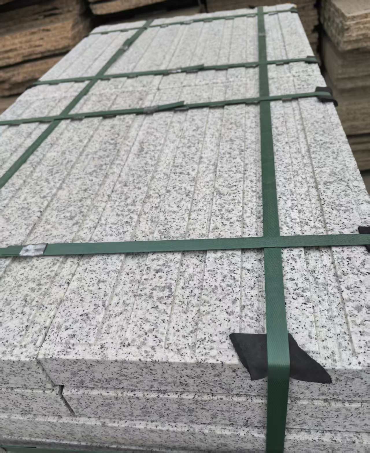 扬州 白麻花岗岩直行盲道石，盲条，地铺石