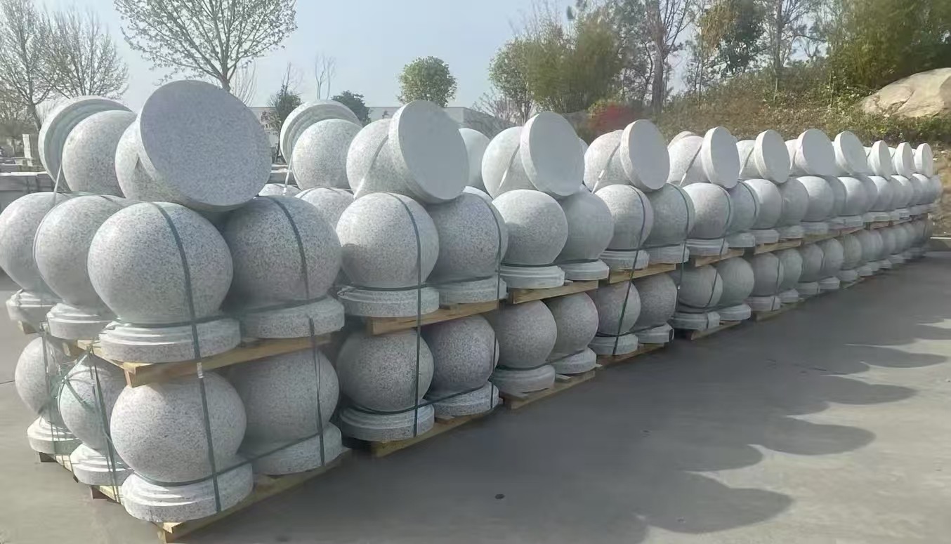 扬州 白麻花岗岩石材圆球，石球，挡车球，隔离球，景观石球，风水球等