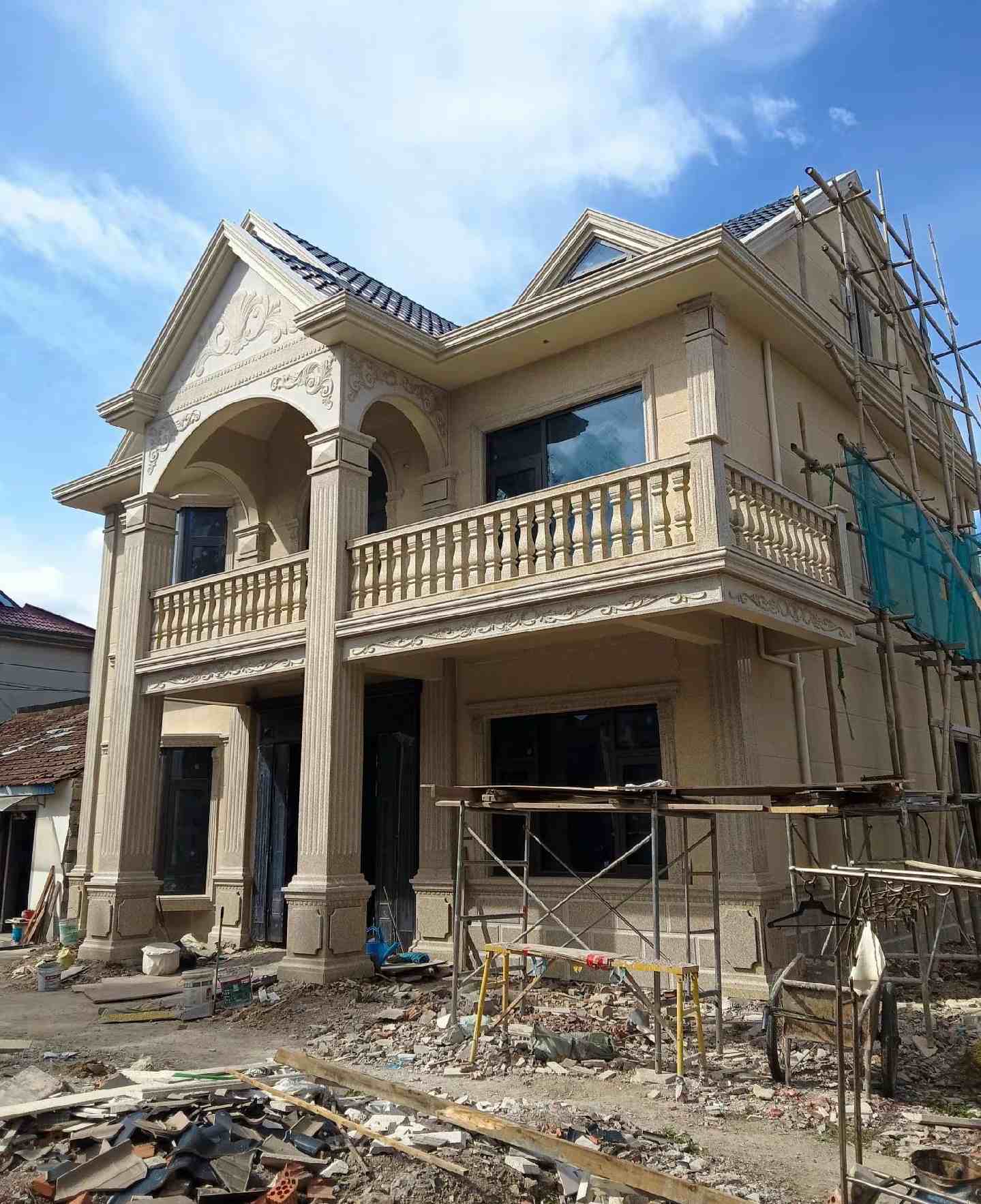 扬州 黄金麻花岗岩石材私人别墅雕花门楼柱阳台栏杆