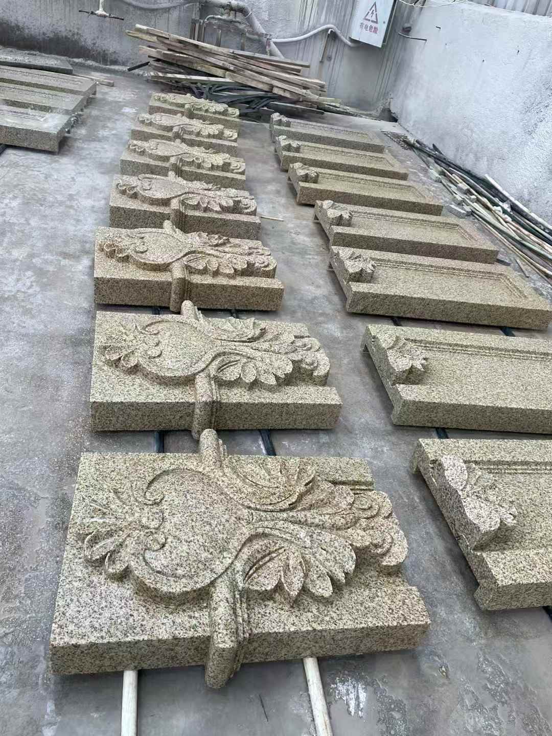 扬州 黄金麻花岗岩别墅外墙雕刻板