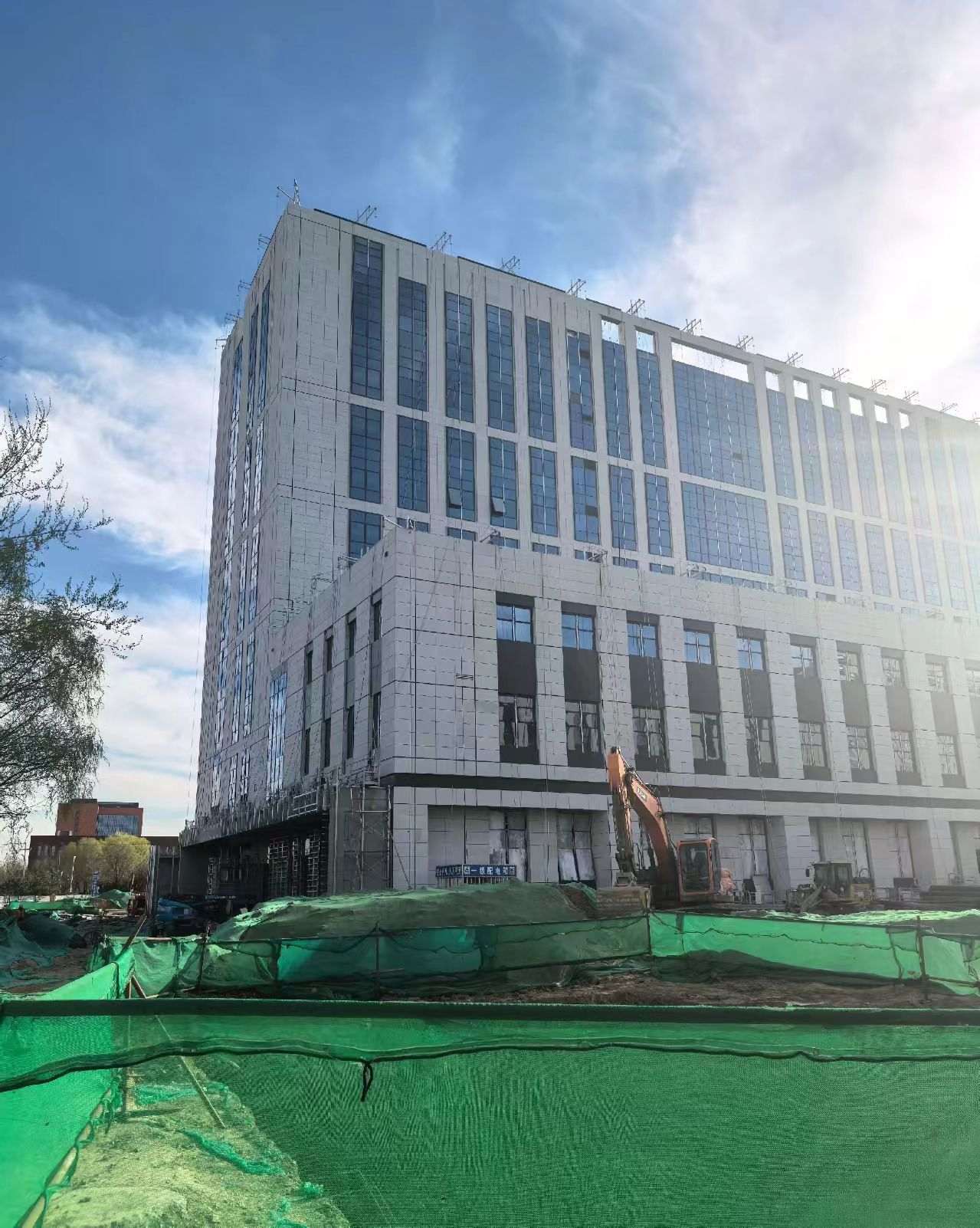 扬州 白麻花岗岩石材外墙干挂