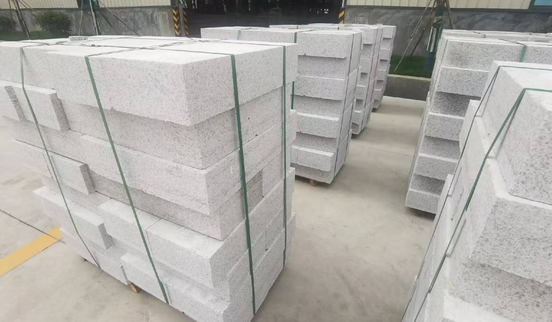 扬州 白麻花岗岩路沿石，立缘石，平缘石，路牙石，道牙石，马路牙子等