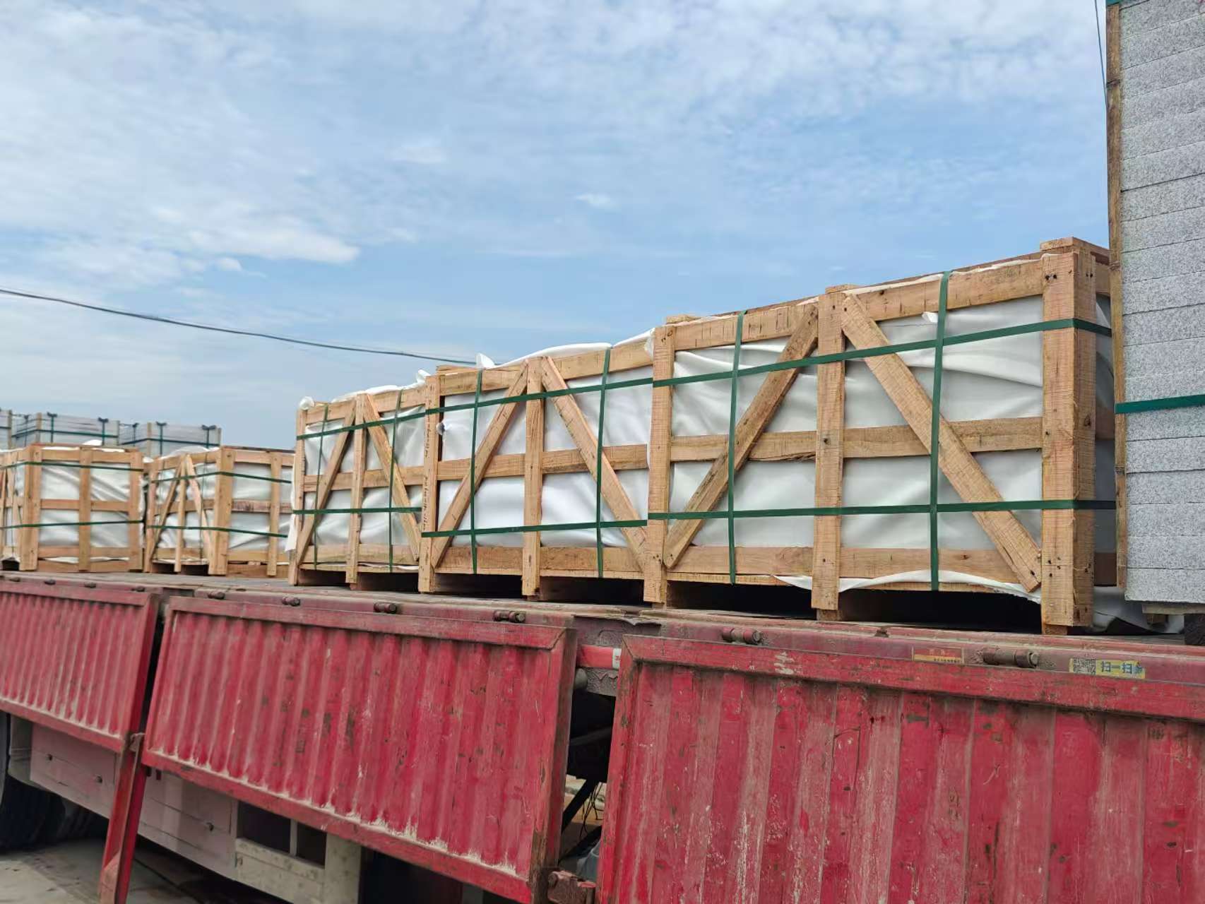 扬州 芝麻白花岗岩地铺石出口专车-泰国游